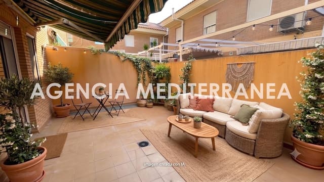 Adosado de 5 habitaciones en Picanya en venta con garaje - 435.000 € (Ref: 9952710)
