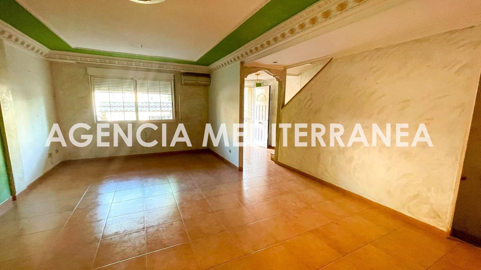 5 sypialnia Dom szeregowy na sprzedaż w Picanya z garażem - 435 000 € (Ref: 9952710)