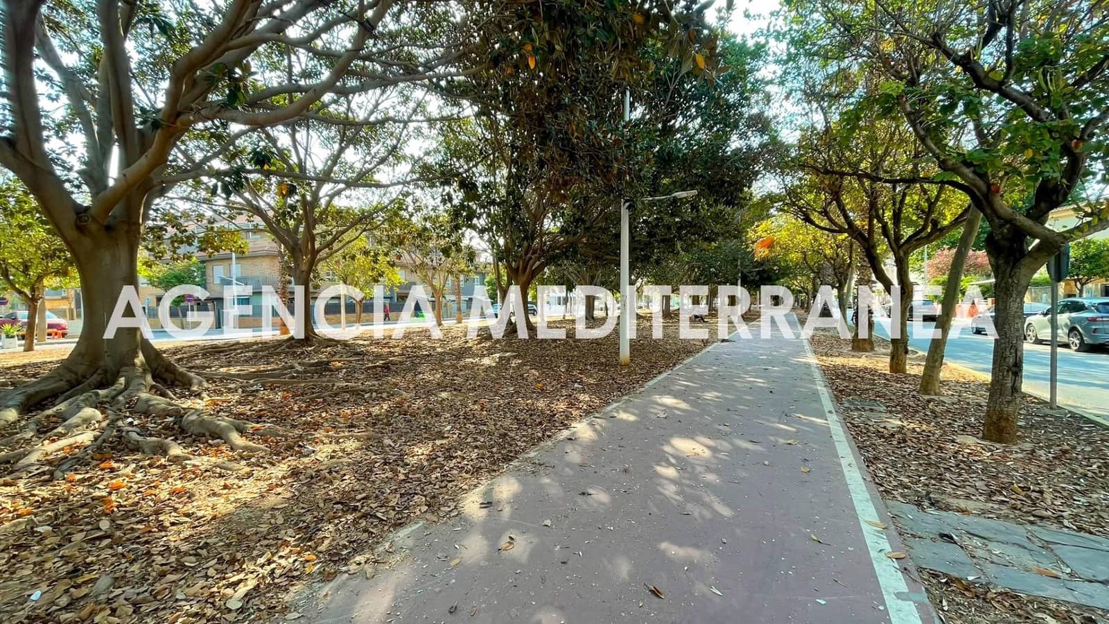 5 sypialnia Dom szeregowy na sprzedaż w Picanya z garażem - 435 000 € (Ref: 9952710)
