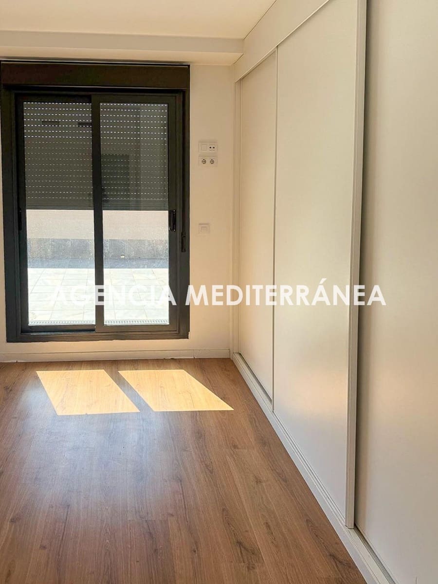 2 sypialnia Penthouse na sprzedaż w Miasto Walencja z garażem - 348 900 € (Ref: 9958053)