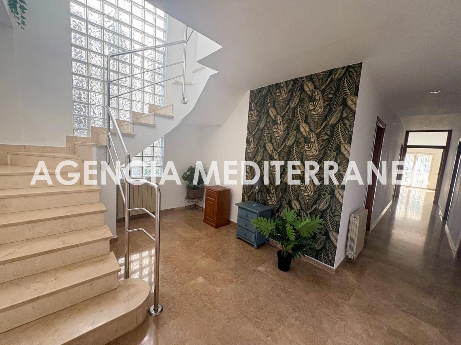 4 soverom Villa til salgs i La Canada med svømmebasseng - € 550 000 (Ref: 9959851)
