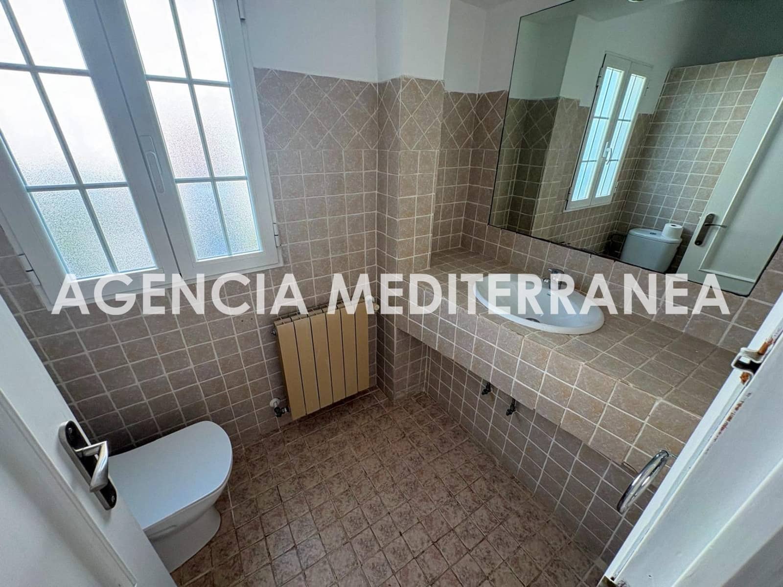 4 soverom Villa til salgs i La Canada med svømmebasseng - € 550 000 (Ref: 9959851)