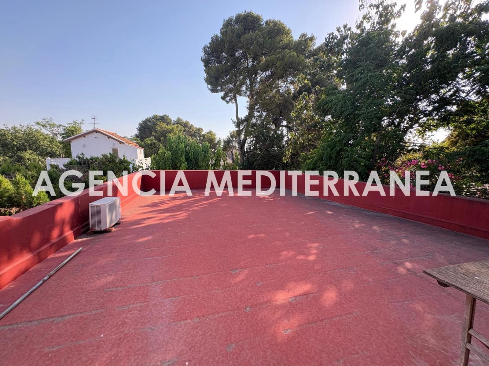 4 soverom Villa til salgs i La Canada med svømmebasseng - € 550 000 (Ref: 9959851)