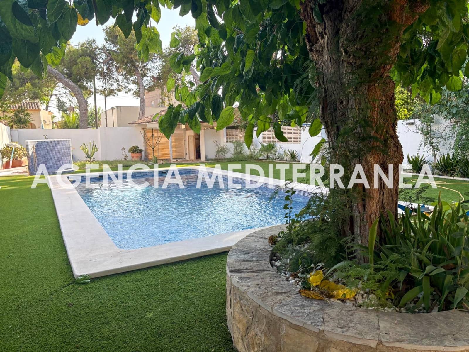 4 soverom Villa til salgs i La Canada med svømmebasseng - € 550 000 (Ref: 9959851)