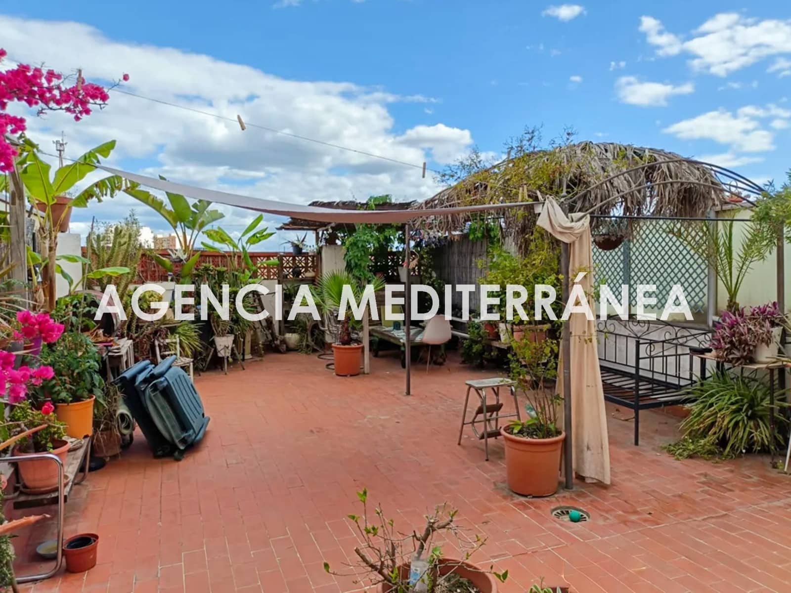 3 slaapkamer Flat te koop in Valencia stad - € 345.000 (Ref: 9959852)