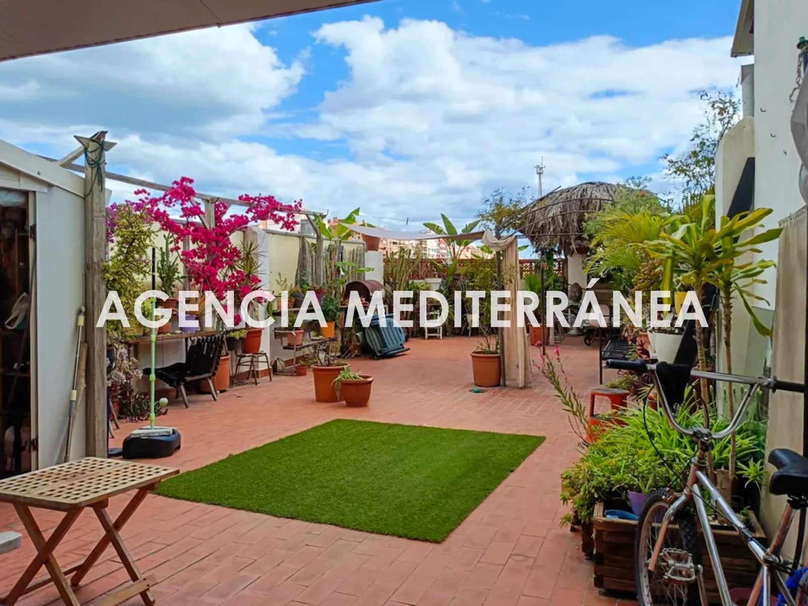 3 slaapkamer Flat te koop in Valencia stad - € 345.000 (Ref: 9959852)