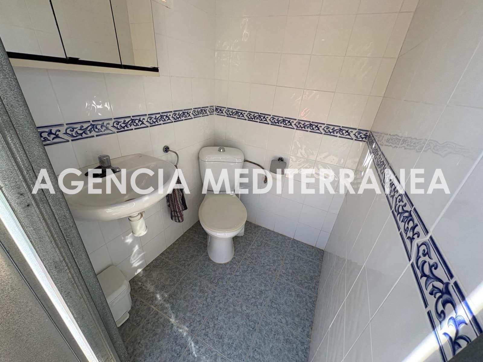 6 slaapkamer Finca/Landhuis te koop in Lliria met zwembad garage - € 299.000 (Ref: 9959853)