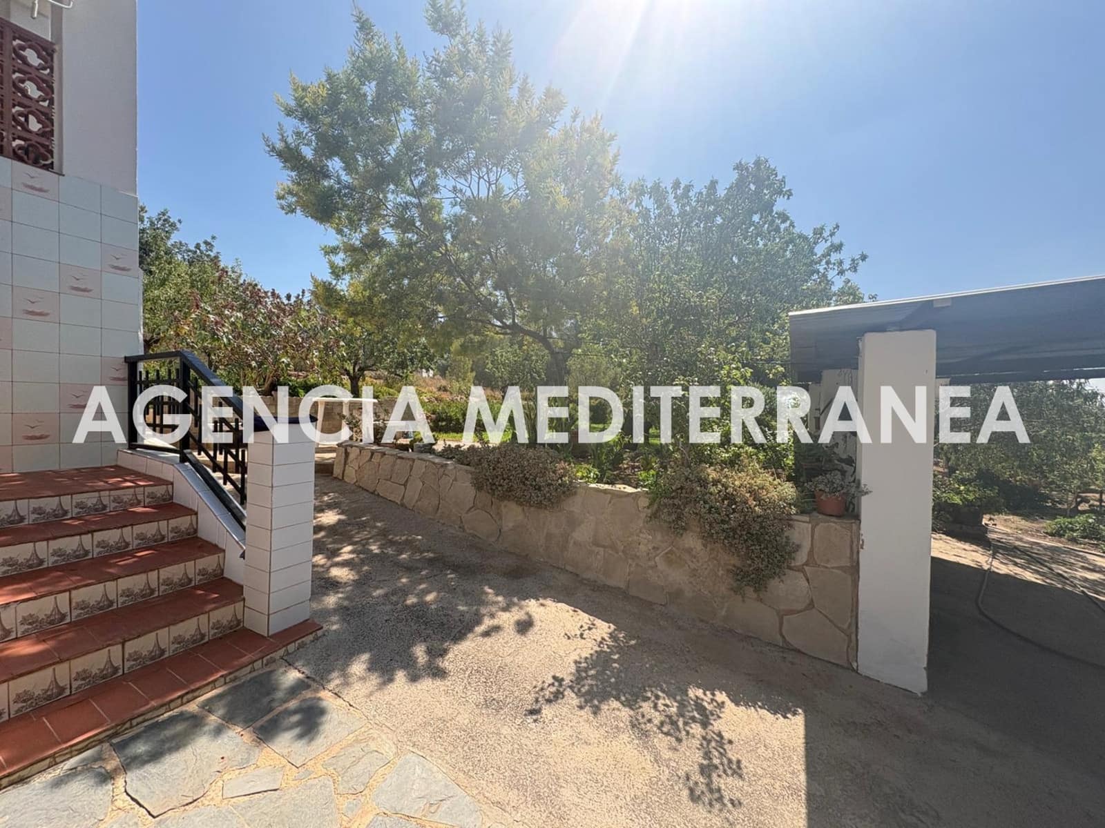 6 slaapkamer Finca/Landhuis te koop in Lliria met zwembad garage - € 299.000 (Ref: 9959853)