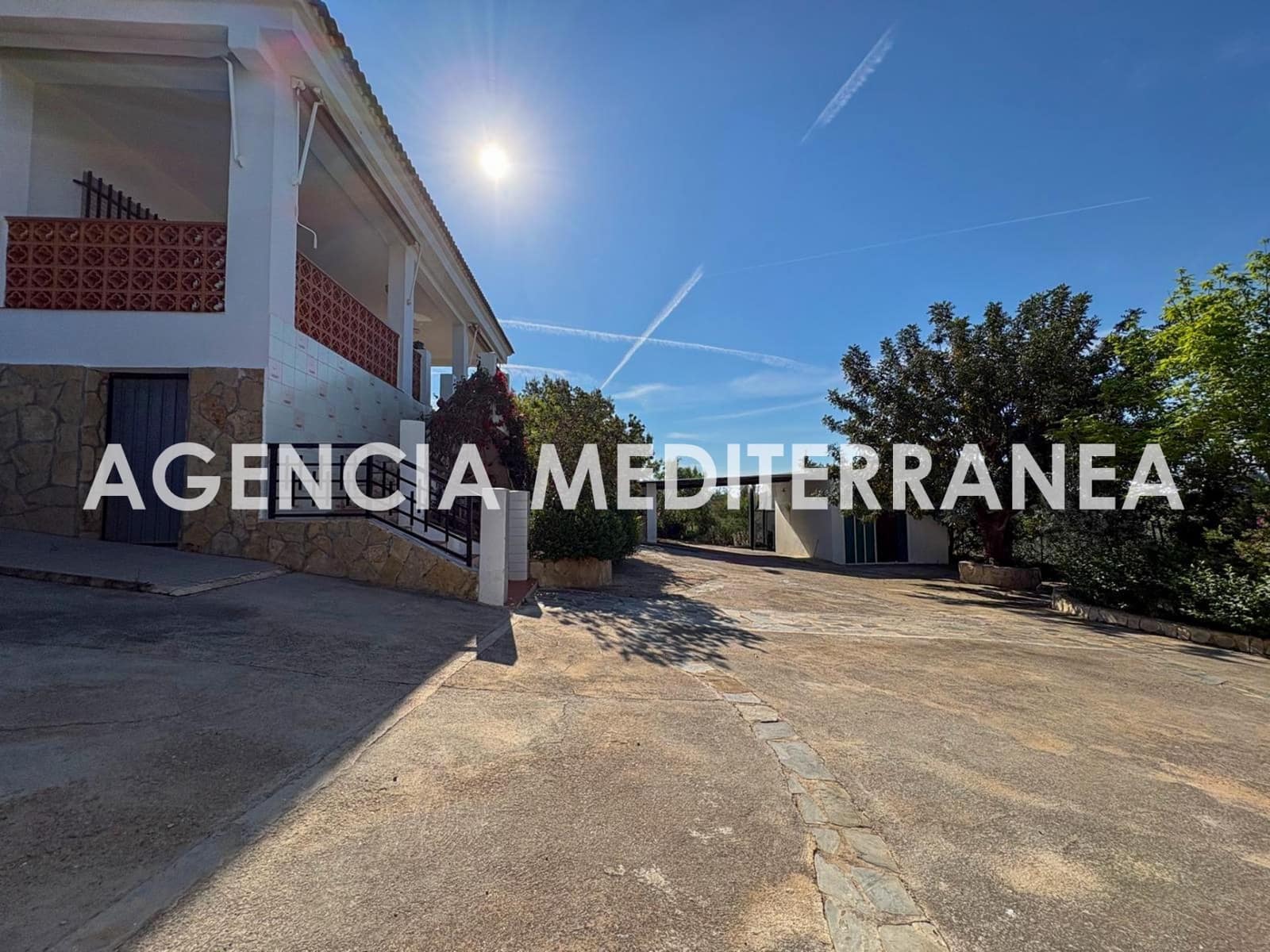 6 slaapkamer Finca/Landhuis te koop in Lliria met zwembad garage - € 299.000 (Ref: 9959853)