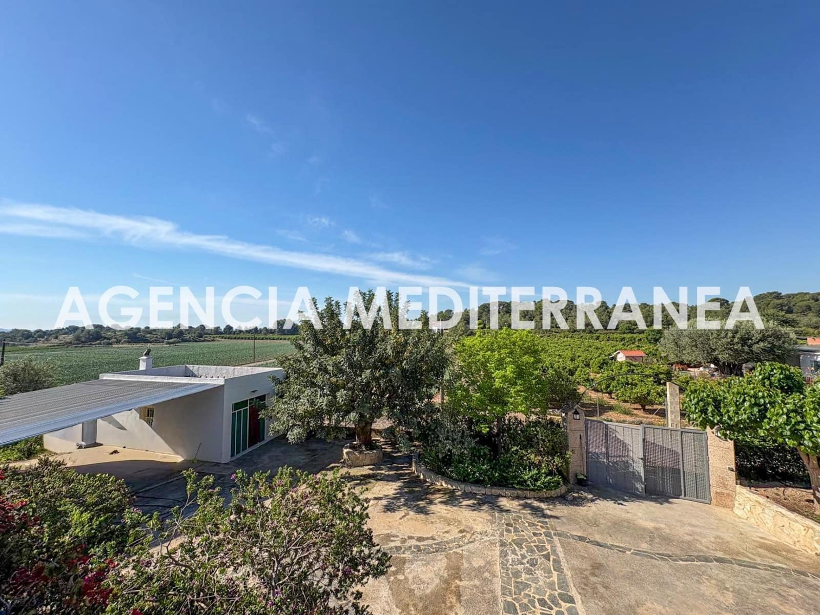 6 slaapkamer Finca/Landhuis te koop in Lliria met zwembad garage - € 299.000 (Ref: 9959853)