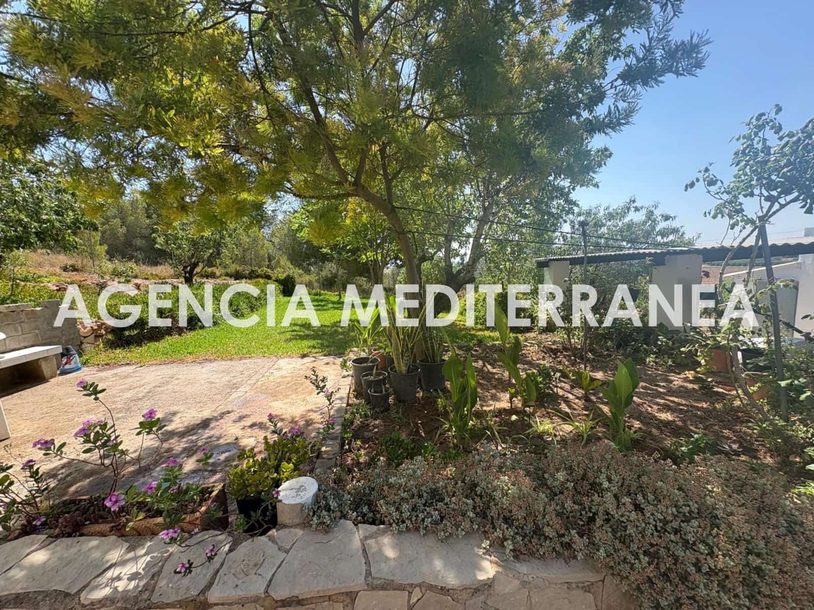6 slaapkamer Finca/Landhuis te koop in Lliria met zwembad garage - € 299.000 (Ref: 9959853)