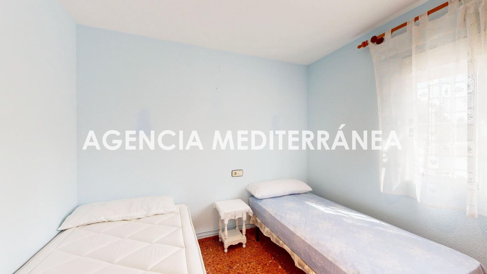 6 quarto Moradia para venda em San Antonio de Benageber com piscina garagem - 550 000 € (Ref: 9962779)