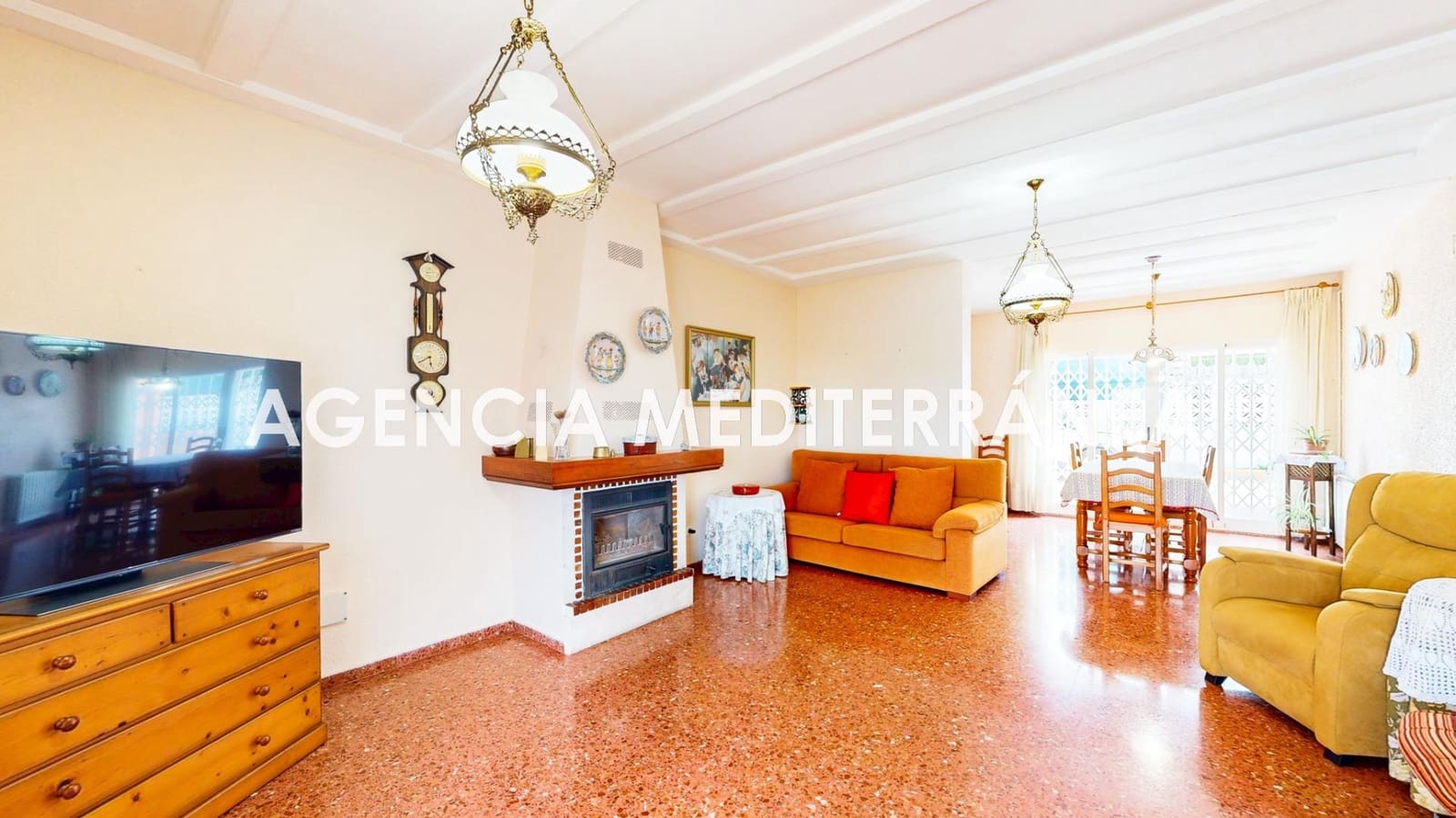 6 quarto Moradia para venda em San Antonio de Benageber com piscina garagem - 550 000 € (Ref: 9962779)