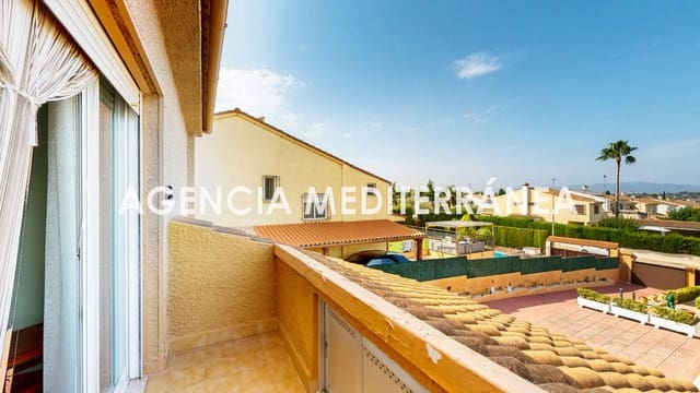 6 quarto Moradia para venda em San Antonio de Benagéber com piscina garagem - 550 000 € (Ref: 9962779)
