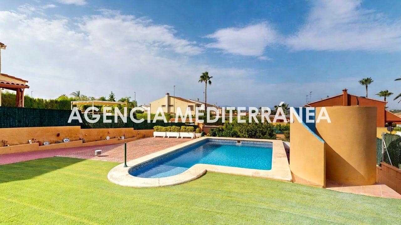 6 quarto Moradia para venda em San Antonio de Benageber com piscina garagem - 550 000 € (Ref: 9962779)