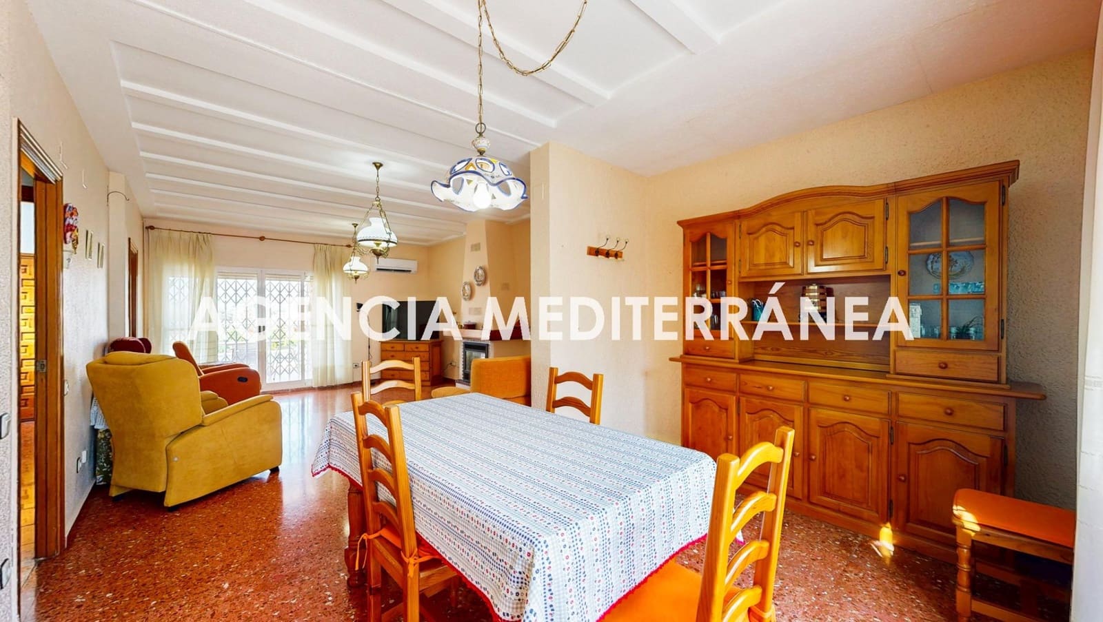 6 quarto Moradia para venda em San Antonio de Benageber com piscina garagem - 550 000 € (Ref: 9962779)