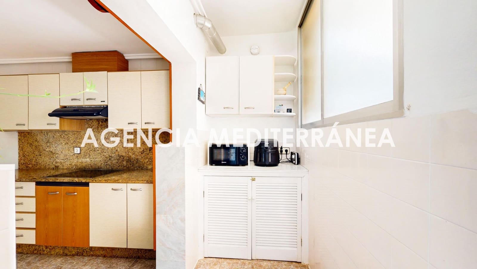 6 quarto Moradia para venda em San Antonio de Benageber com piscina garagem - 550 000 € (Ref: 9962779)