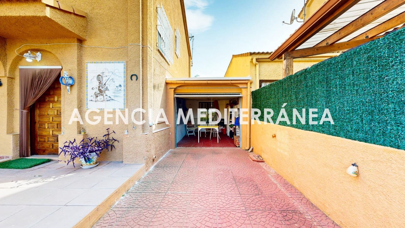 6 quarto Moradia para venda em San Antonio de Benageber com piscina garagem - 550 000 € (Ref: 9962779)