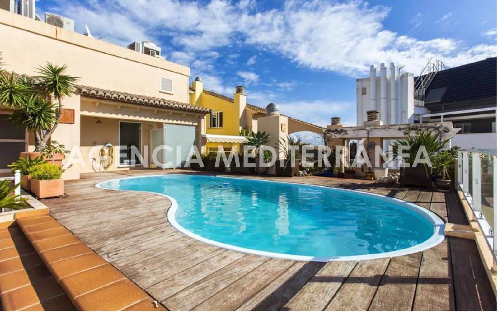 4 slaapkamer Penthouse te koop in Denia met zwembad - € 790.000 (Ref: 9965355)