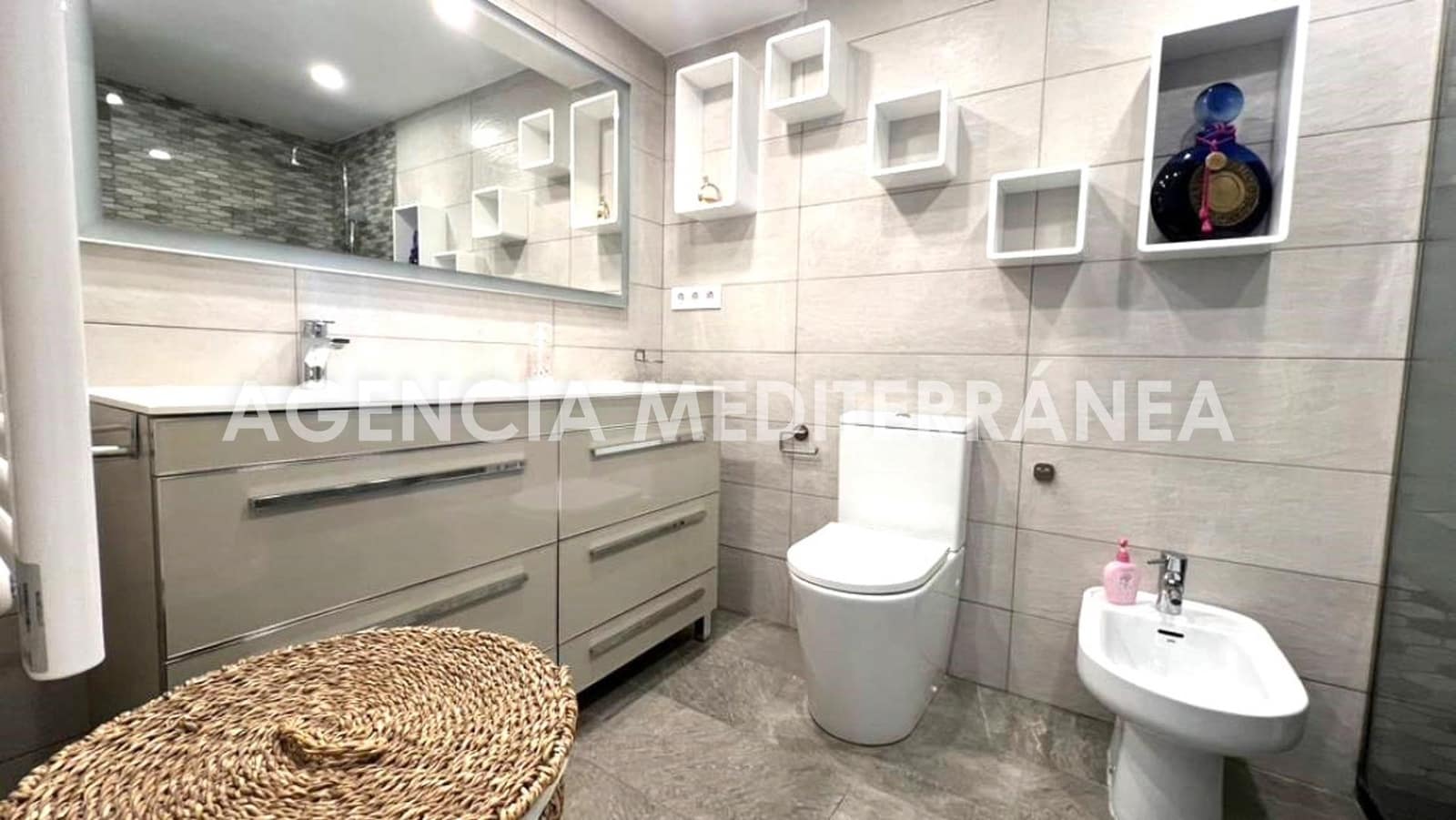 4 slaapkamer Penthouse te koop in Denia met zwembad - € 790.000 (Ref: 9965355)
