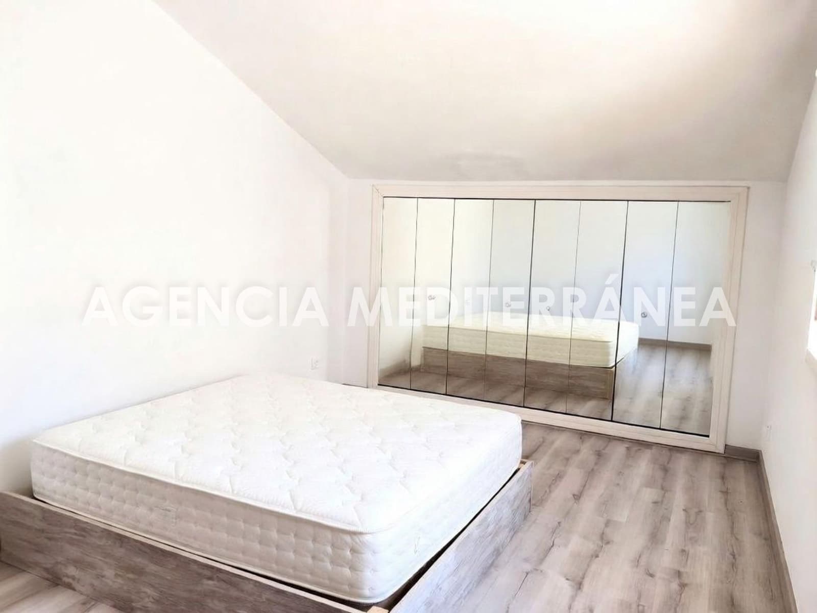 4 slaapkamer Penthouse te koop in Denia met zwembad - € 790.000 (Ref: 9965355)