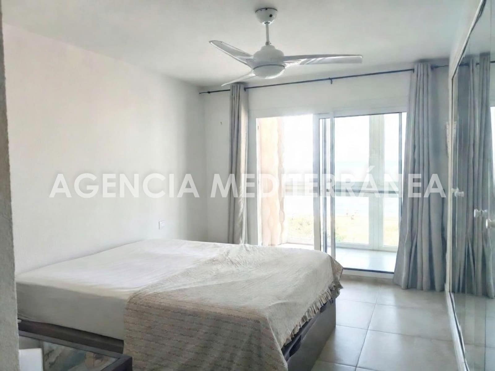 4 slaapkamer Penthouse te koop in Denia met zwembad - € 790.000 (Ref: 9965355)
