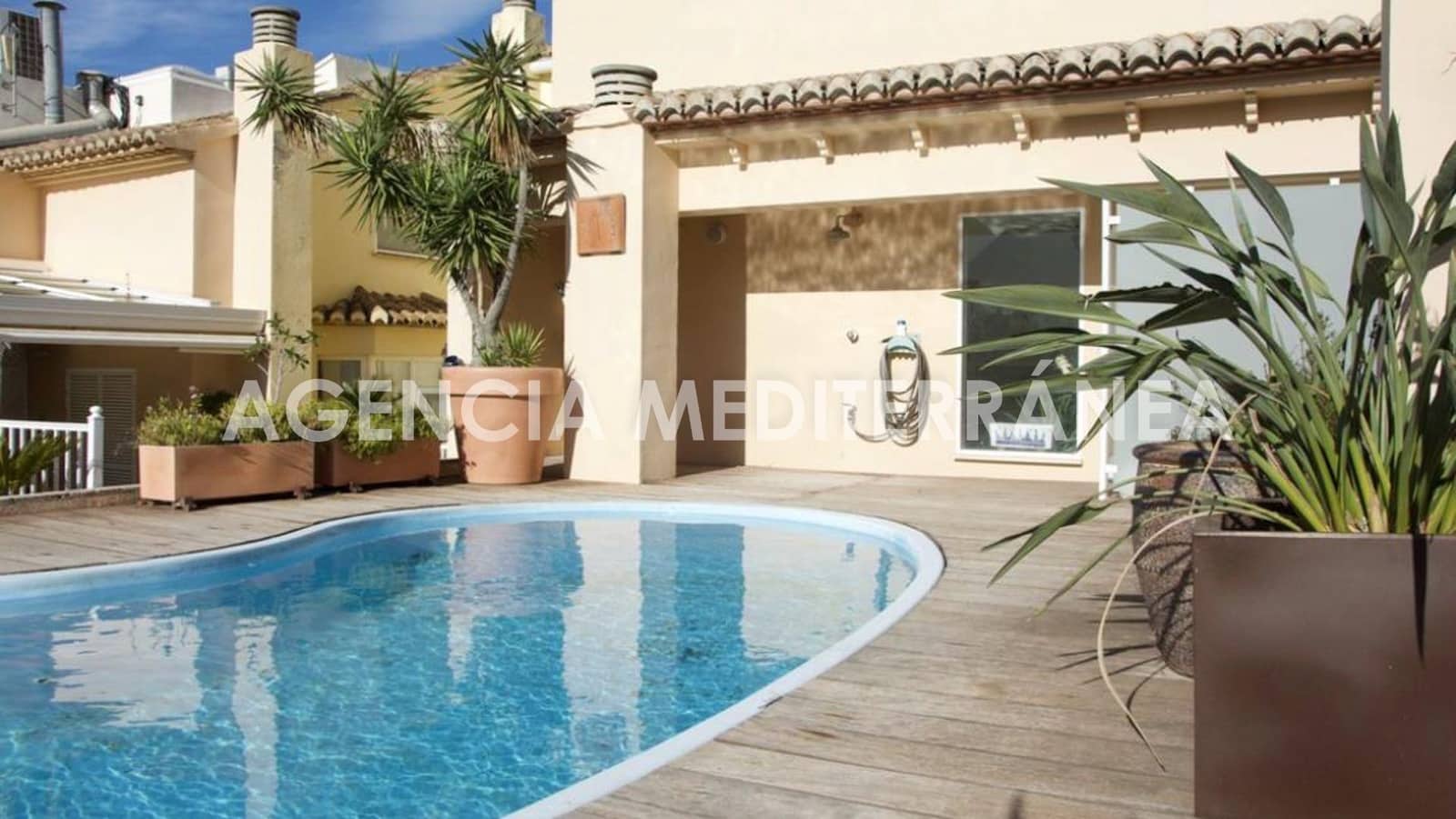 4 slaapkamer Penthouse te koop in Denia met zwembad - € 790.000 (Ref: 9965355)