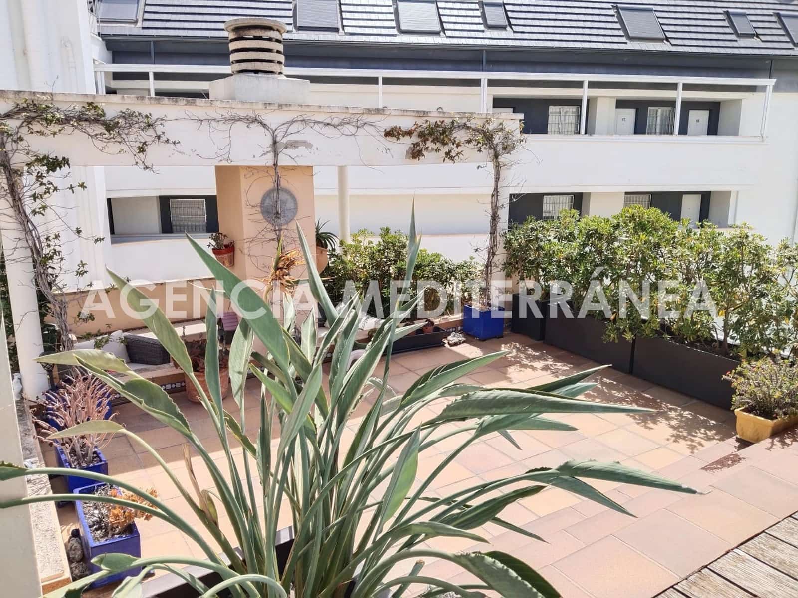 4 slaapkamer Penthouse te koop in Denia met zwembad - € 790.000 (Ref: 9965355)