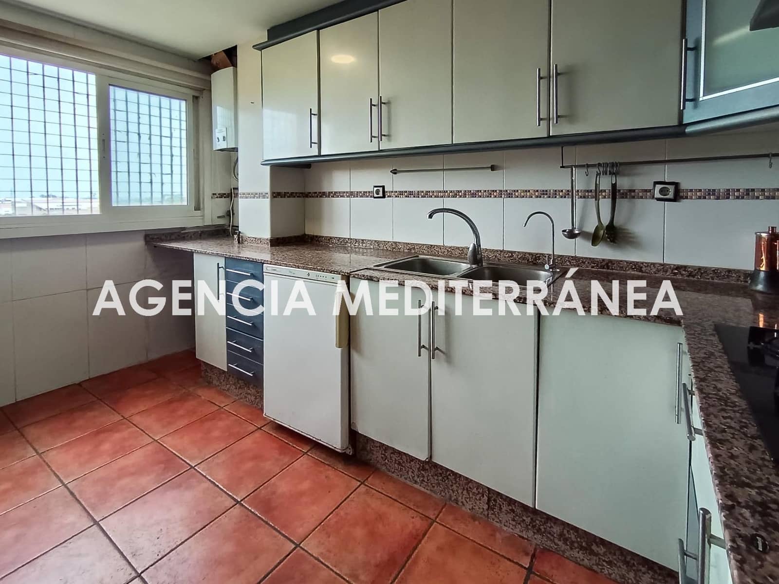 3 soveværelse Lejlighed til salg i Catarroja - € 185.000 (Ref: 9973386)