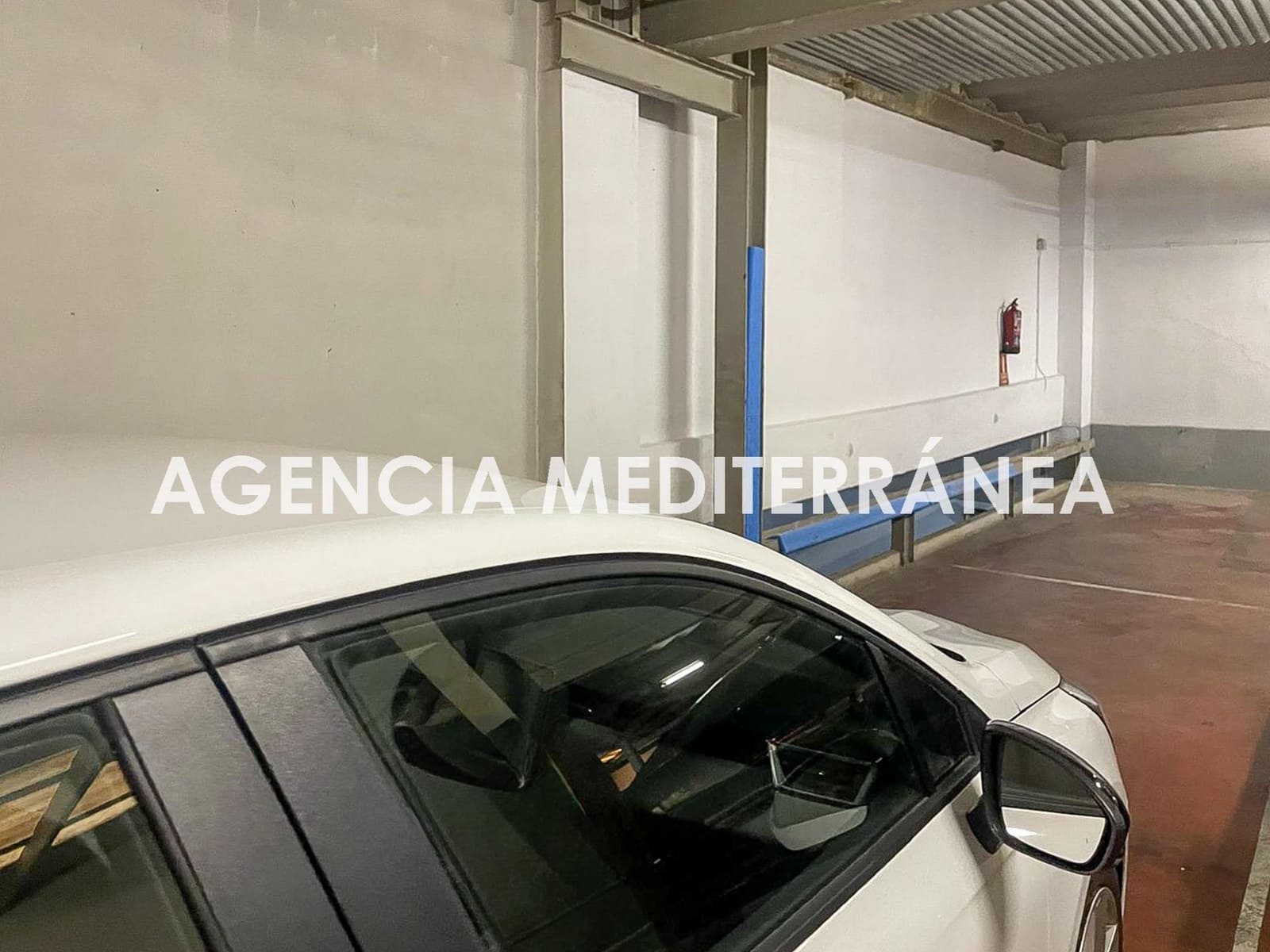 Garage for sale in Valencia city - € 95,000 (Ref: 9973387)