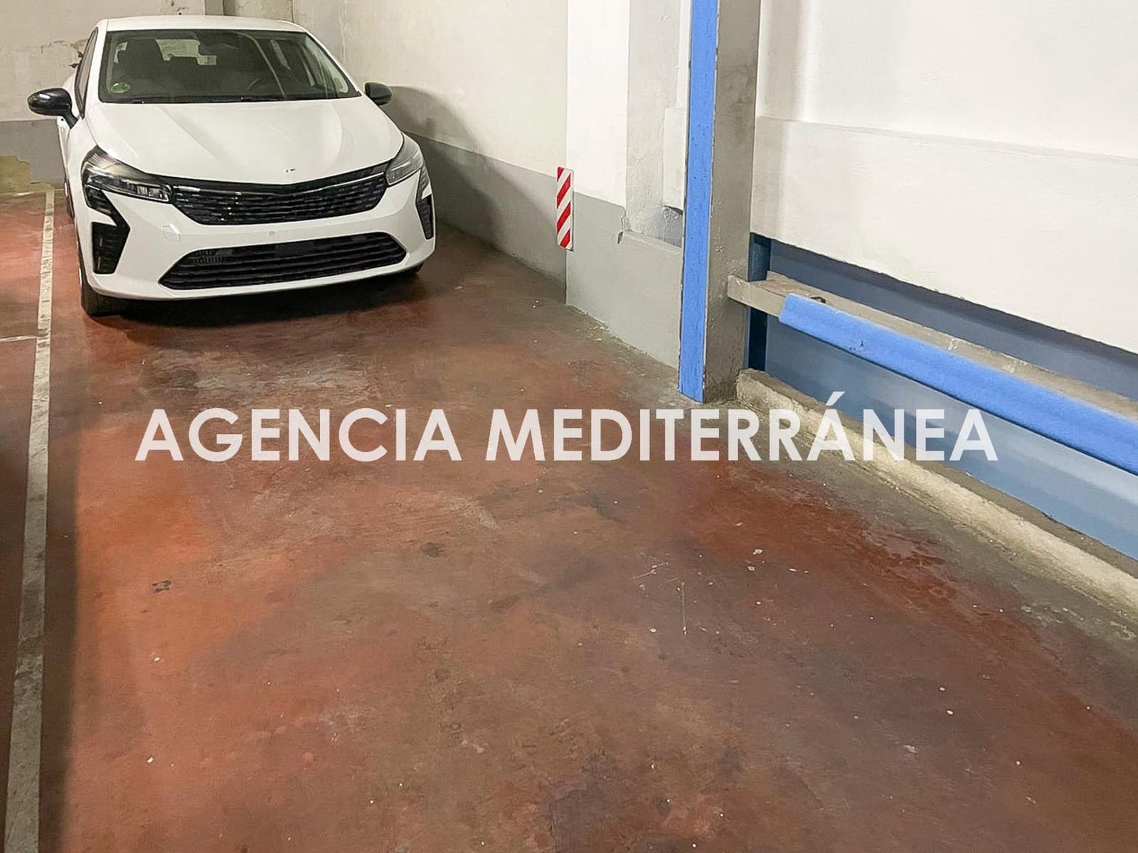 Garage for sale in Valencia city - € 95,000 (Ref: 9973387)