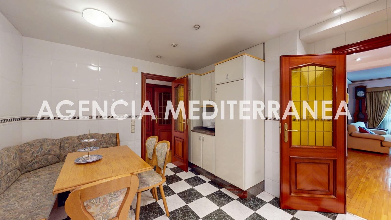 5 slaapkamer Flat te koop in Valencia stad - € 970.000 (Ref: 9977404)