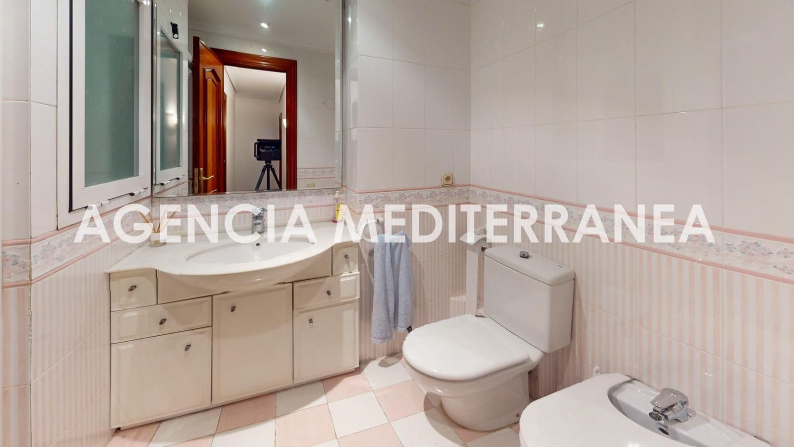 5 slaapkamer Flat te koop in Valencia stad - € 970.000 (Ref: 9977404)