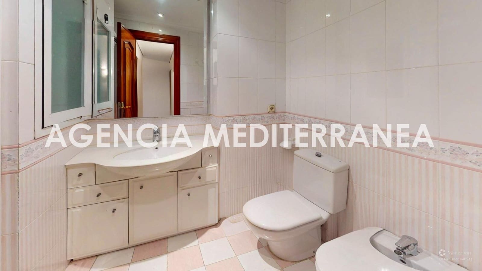 5 slaapkamer Flat te koop in Valencia stad - € 970.000 (Ref: 9977404)