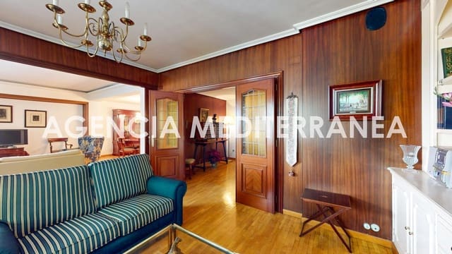 Piso de 5 habitaciones en La Gran Via, València ciudad en venta - 970.000 € (Ref: 9977405)