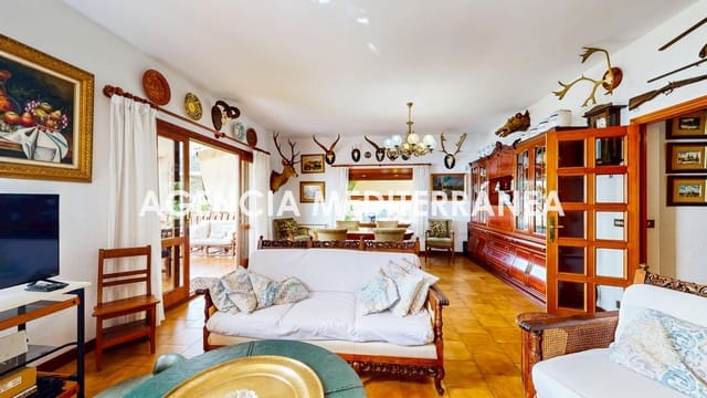 5 slaapkamer Villa te koop in Oropesa  met zwembad garage - € 799.000 (Ref: 9978964)