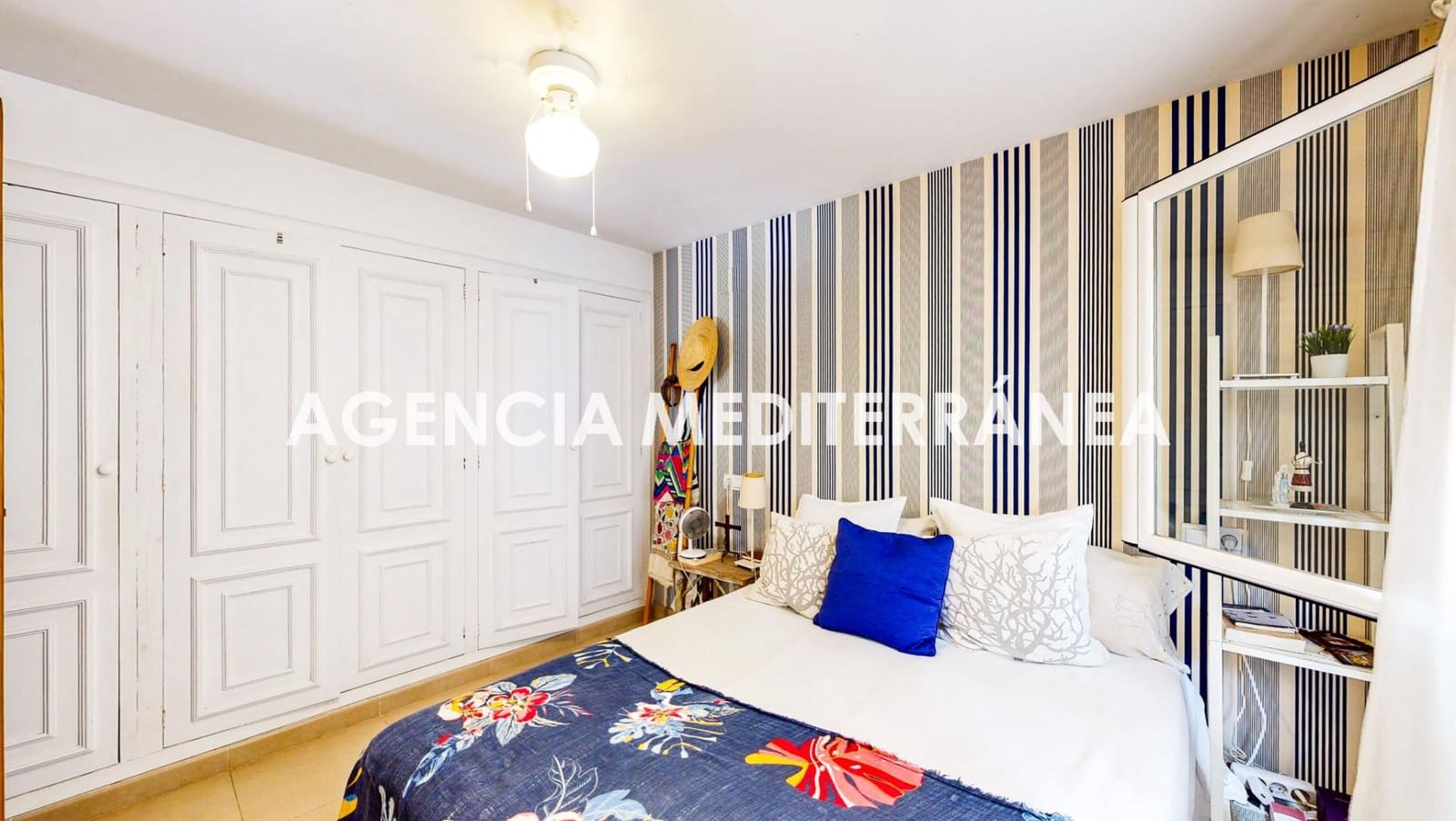 5 bedroom Villa for sale in Oropesa  with pool garage - € 799,000 (Ref: 9978964)