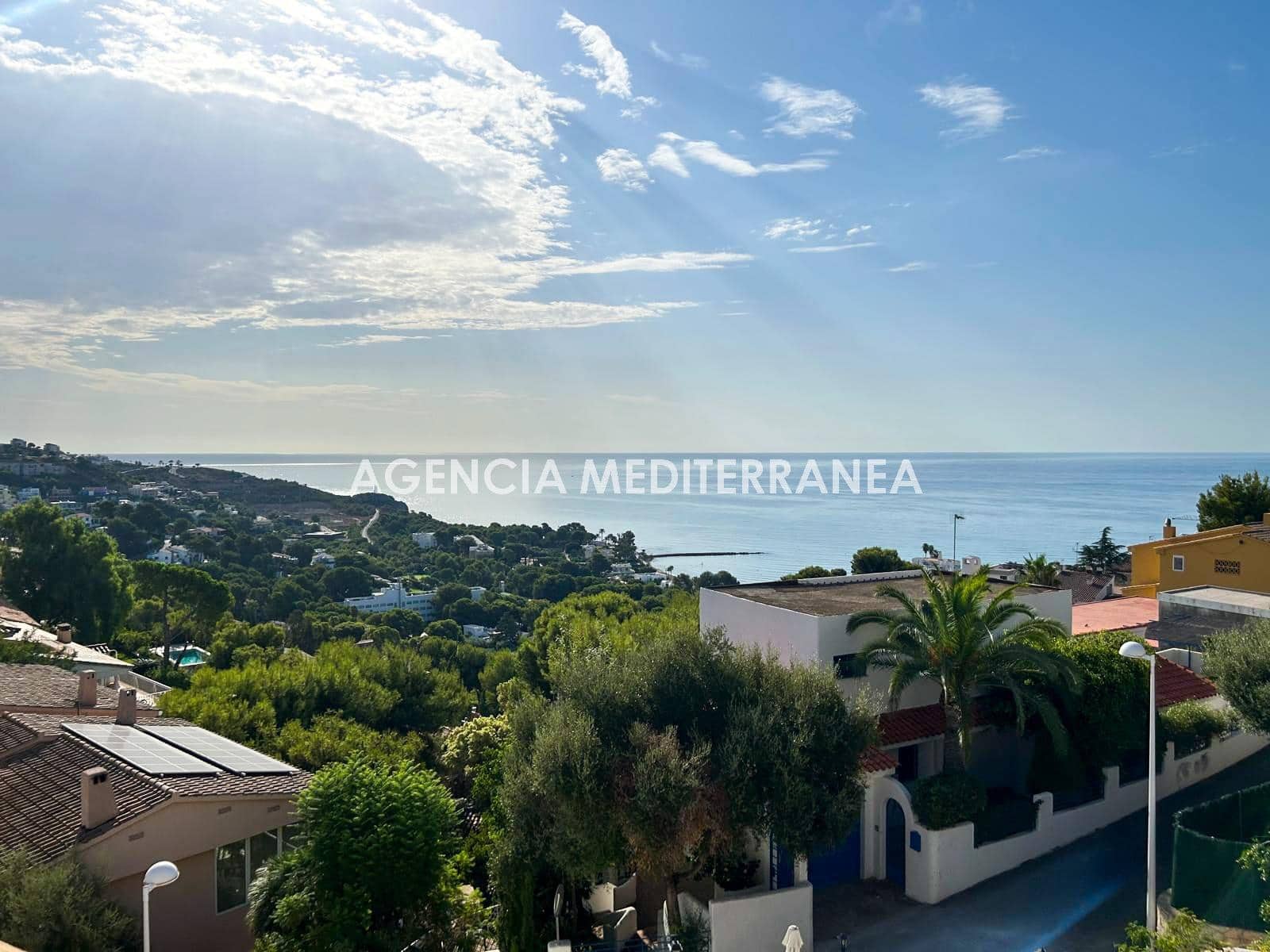 Chalet de 5 habitaciones en Oropesa  en venta con piscina garaje - 799.000 € (Ref: 9978964)
