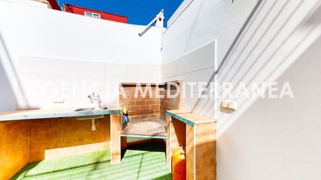 4 sovrum Villa till salu i Burjassot med garage - 390 000 € (Ref: 9983083)