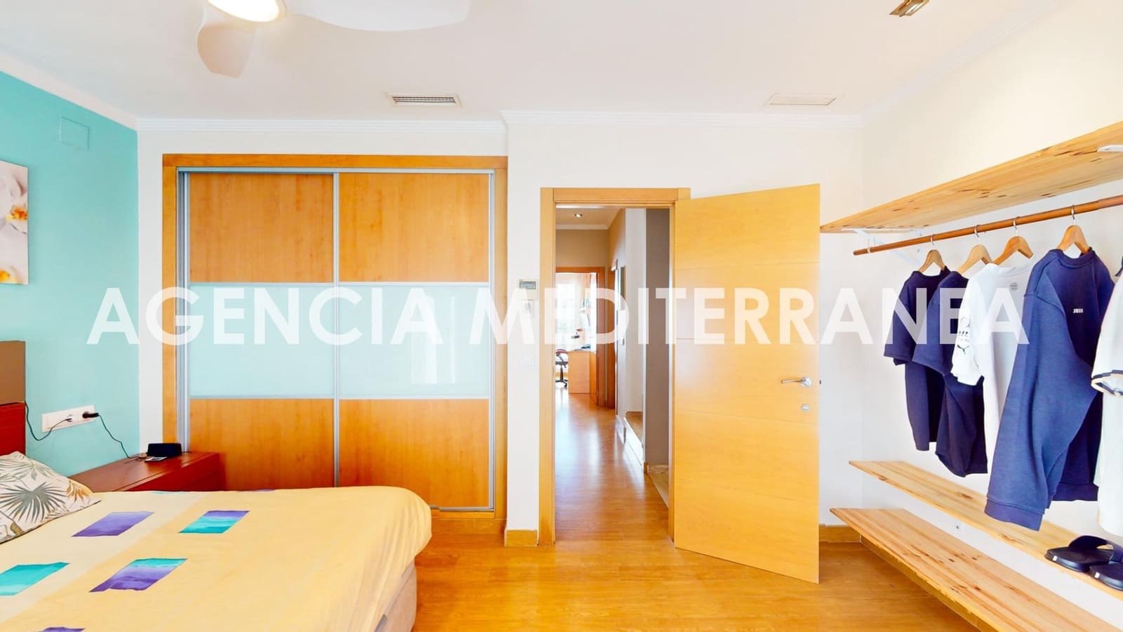 4 Zimmer Villa zu verkaufen in Burjassot mit Garage - 390.000 € (Ref: 9983083)