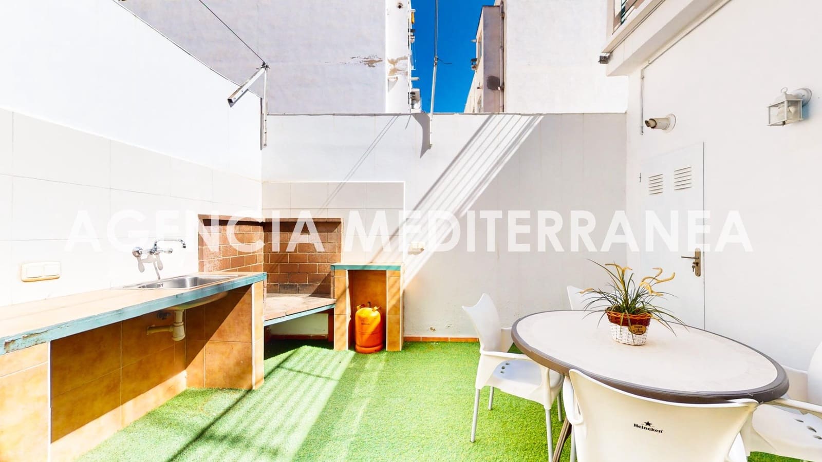 4 Zimmer Villa zu verkaufen in Burjassot mit Garage - 390.000 € (Ref: 9983083)