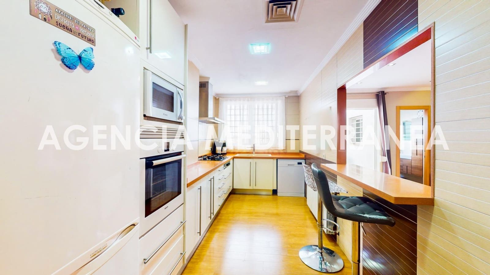 4 Zimmer Villa zu verkaufen in Burjassot mit Garage - 390.000 € (Ref: 9983083)