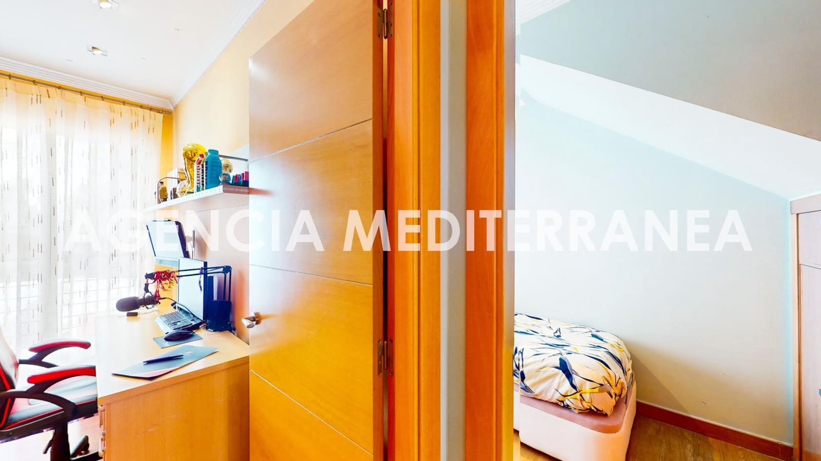 4 Zimmer Villa zu verkaufen in Burjassot mit Garage - 390.000 € (Ref: 9983083)