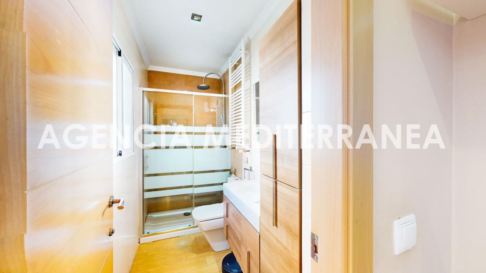 4 Zimmer Villa zu verkaufen in Burjassot mit Garage - 390.000 € (Ref: 9983083)