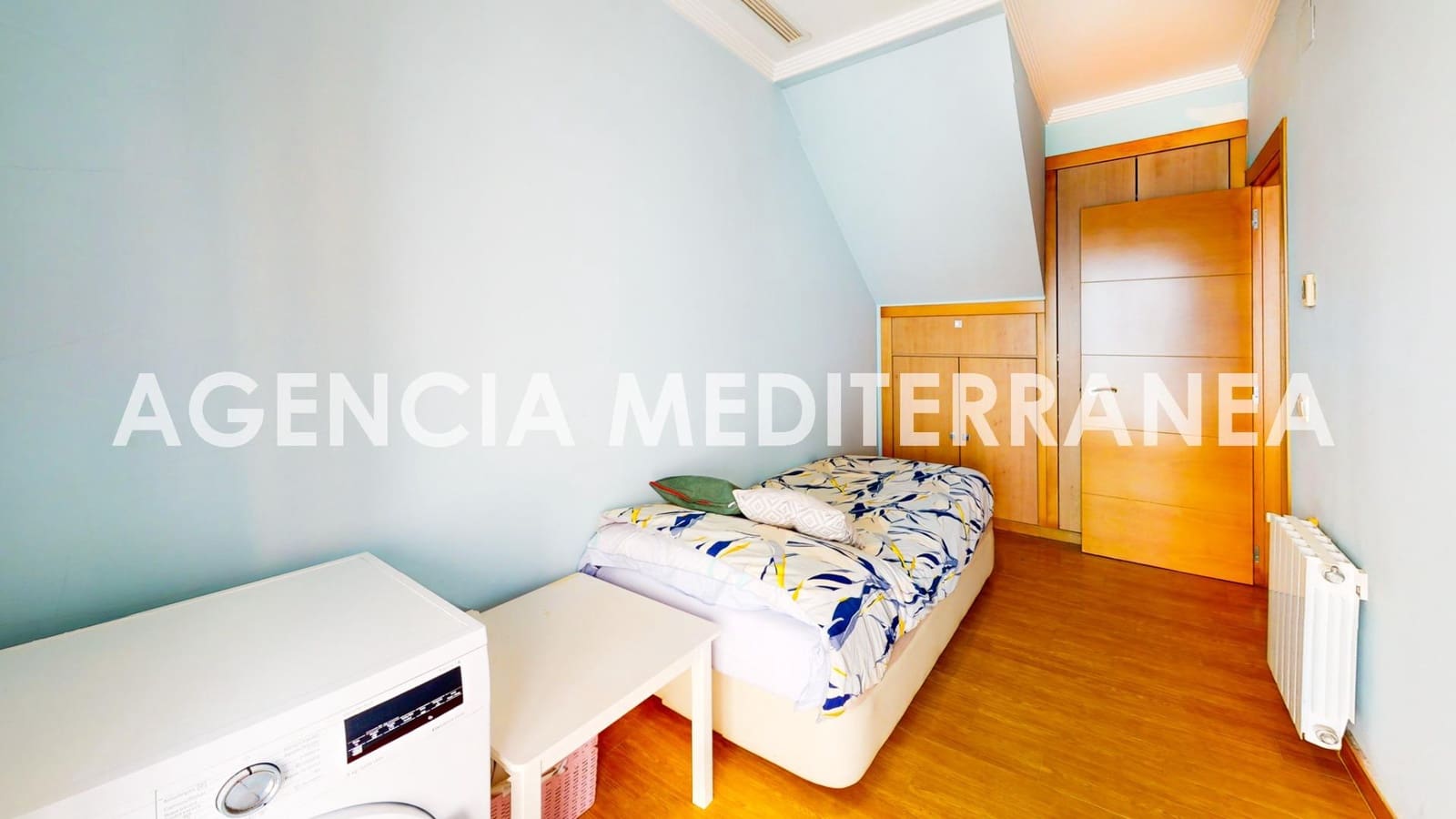 4 Zimmer Villa zu verkaufen in Burjassot mit Garage - 390.000 € (Ref: 9983083)