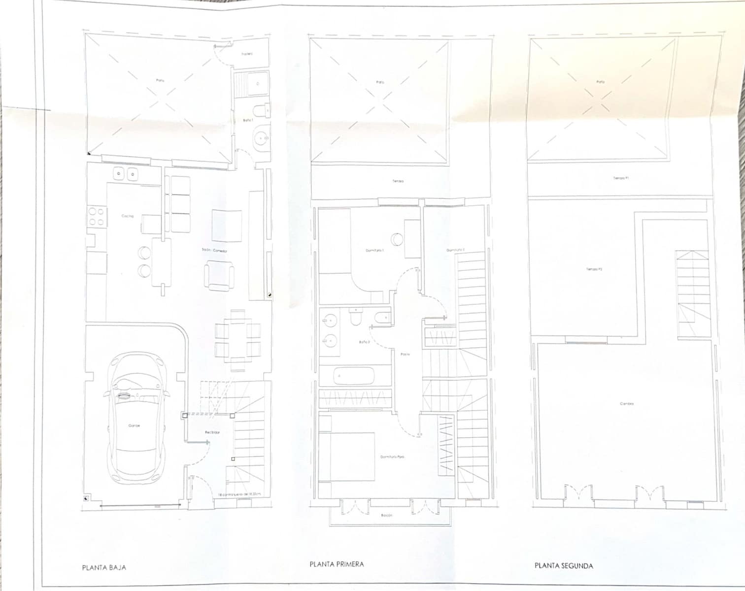 4 bedroom Villa for sale in Burjassot with garage - € 390,000 (Ref: 9983083)