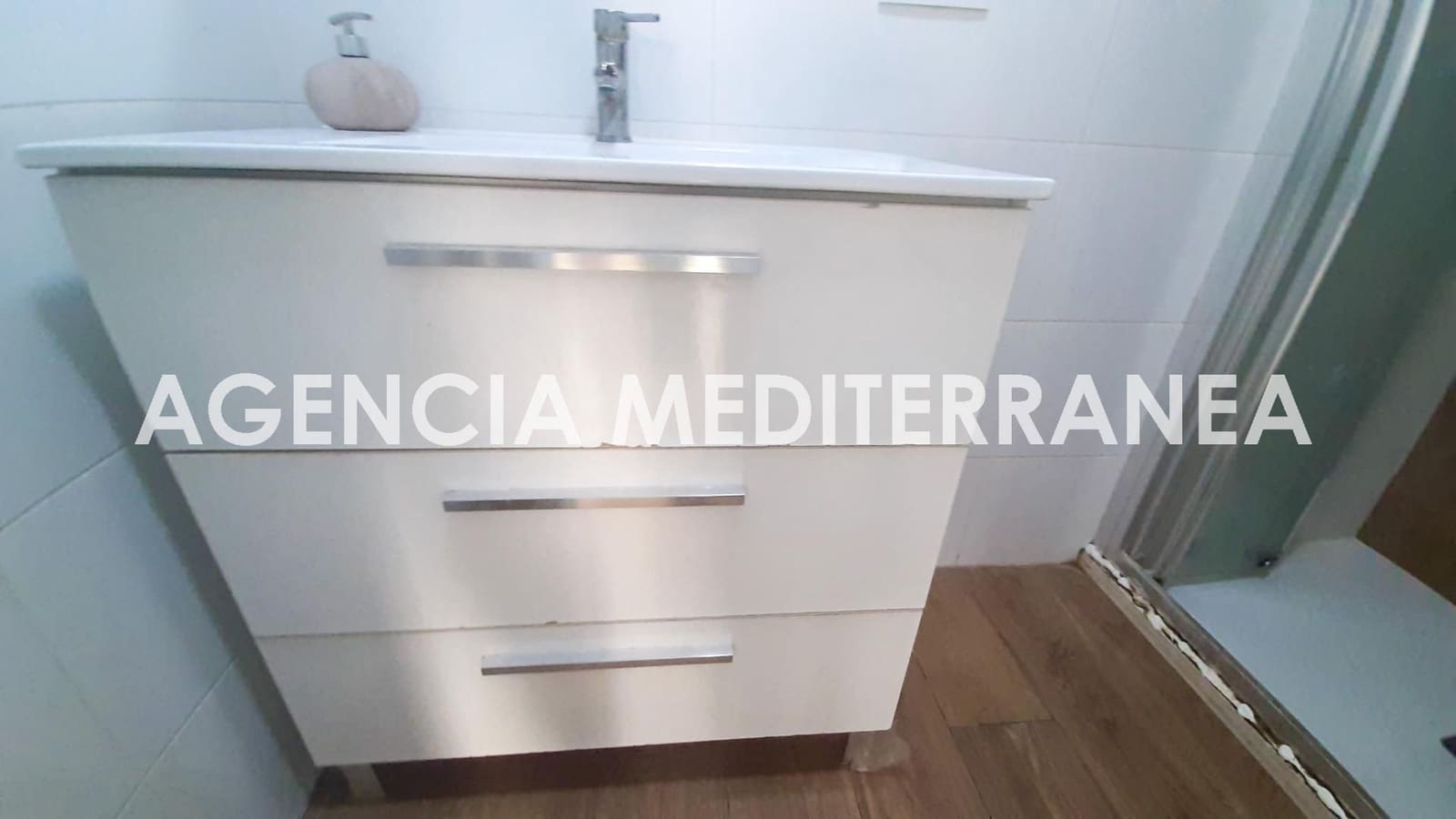 3 sovrum Lägenhet till salu i Valencia stad - 149 000 € (Ref: 9983084)