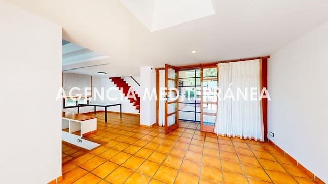 5 sypialnia Willa na sprzedaż w La Cañada, Paterna z basenem garażem - 1 095 000 € (Ref: 9985039)
