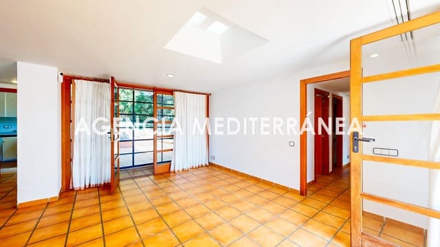 5 sypialnia Willa na sprzedaż w La Cañada, Paterna z basenem garażem - 1 095 000 € (Ref: 9985039)