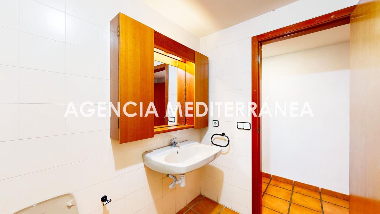 5 bedroom Villa for sale in La Canada with pool garage - € 1,095,000 (Ref: 9985039)